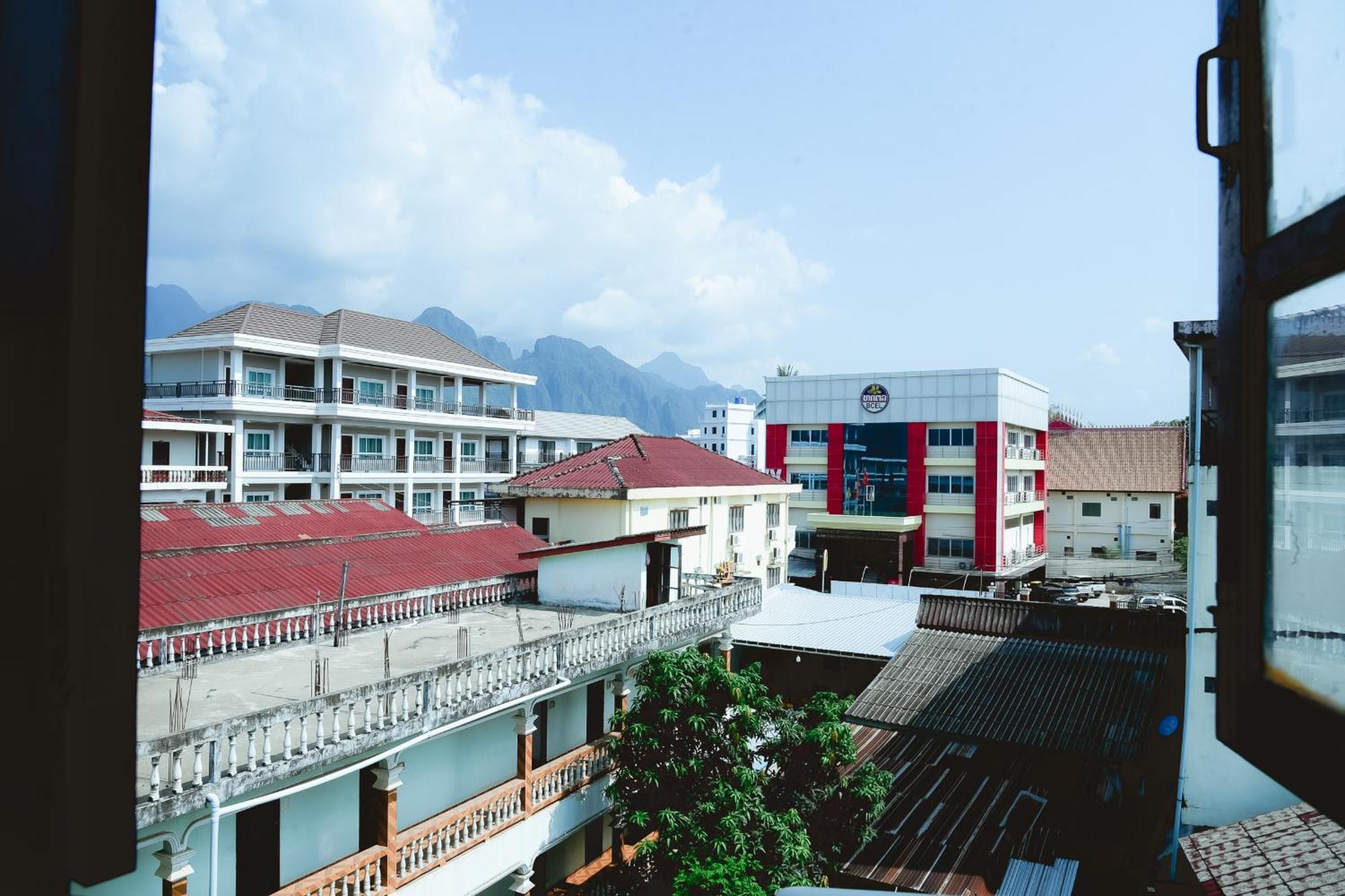 Vv Villa Vangvieng Vang Vieng Exterior photo